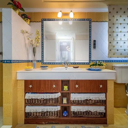 Villa Olivar - 5 Bdr Dream Pool/jacuzzi/golf/bbq